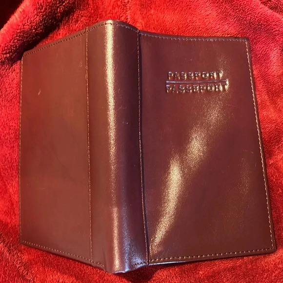 Genuine Leather wallet passport card holder in chocolate Brown - Picture 6 of 17